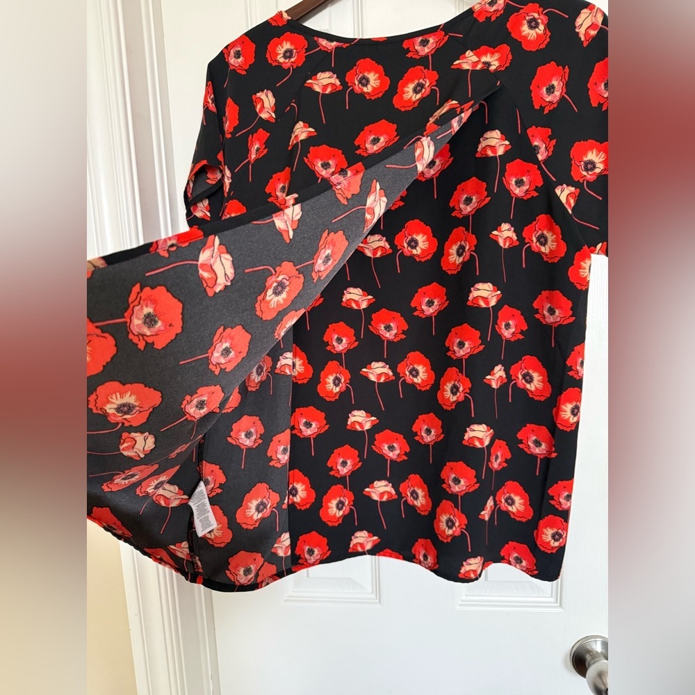 CAbi Black Top with Red Poppy Floral Print - Picture 4 of 11